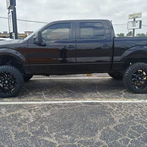 Meet your Posher, Jesus